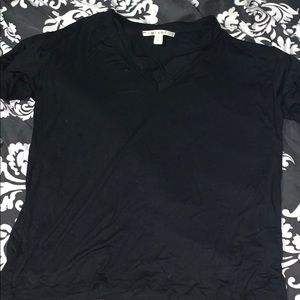 women’s black t-shirt